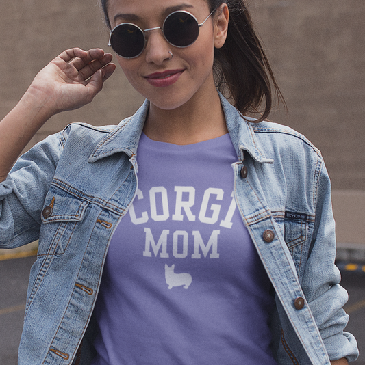 Corgi T-shirt Mom